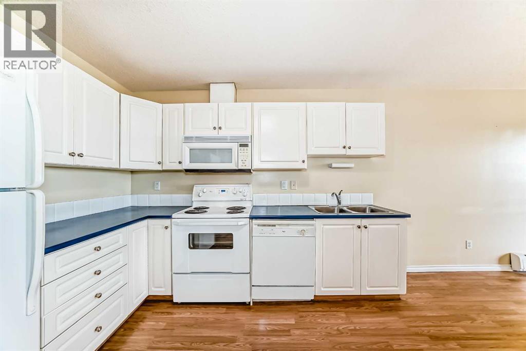 Apartment for Sale in 424, 260 Shawville Way SE|Calgary, Alberta T2Y3Z6 3