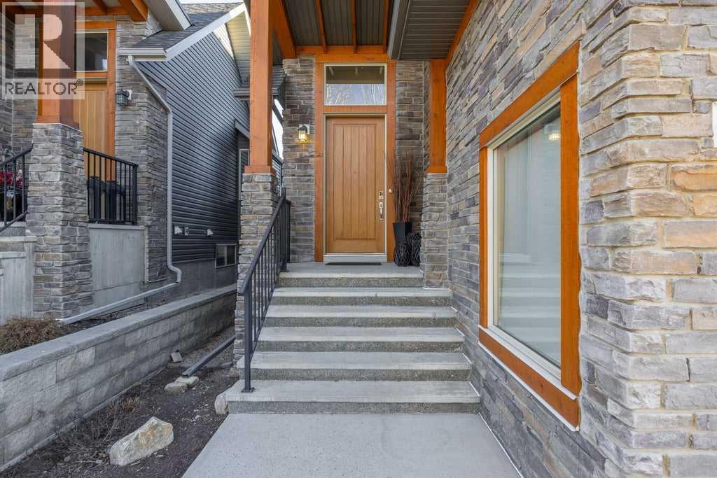 House for Sale in 15 Cortina Villas SW|Calgary, Alberta T3H0W8 2