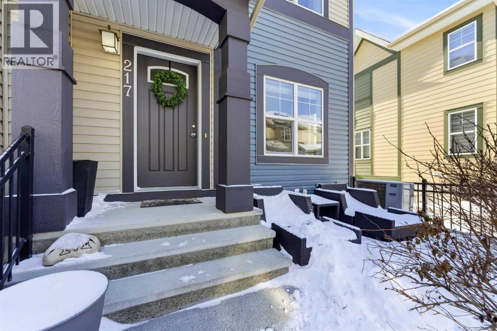 Row / Townhouse for Sale in 217 Mckenzie Towne Square SE|Calgary, Alberta T2Z1E2 2