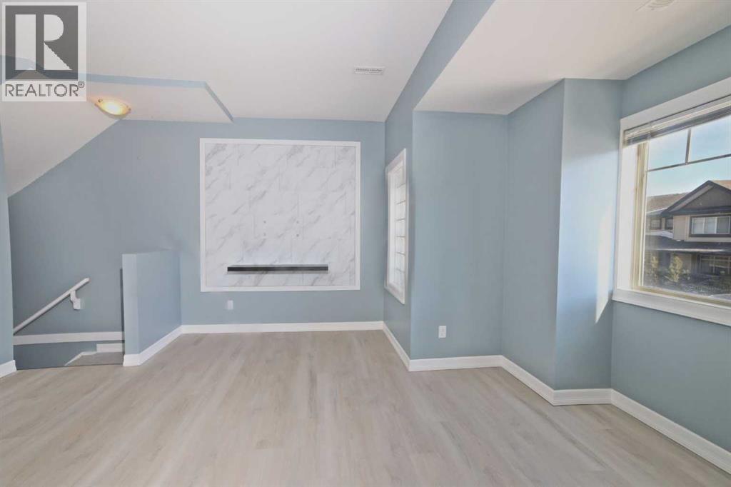 Row / Townhouse for Sale in 1218, 121 Copperpond Common SE|Calgary, Alberta T2Z5B6 4