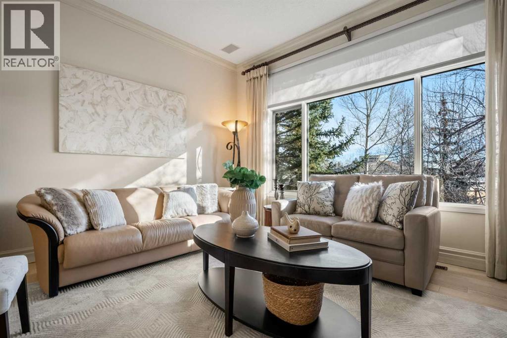 House for Sale in 60 Woodpark Close SW|Calgary, Alberta T2W6G9 5