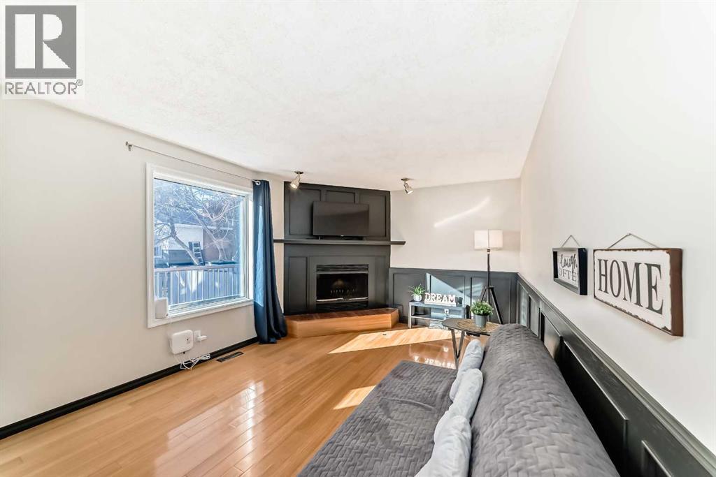 House for Sale in 6907 6 Street SW|Calgary, Alberta T2V5H8 4