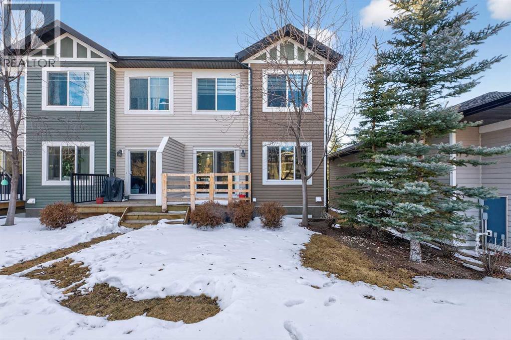 Row / Townhouse for Sale in 6101, 333 Taralake Way NE|Calgary, Alberta T3J0R5 2