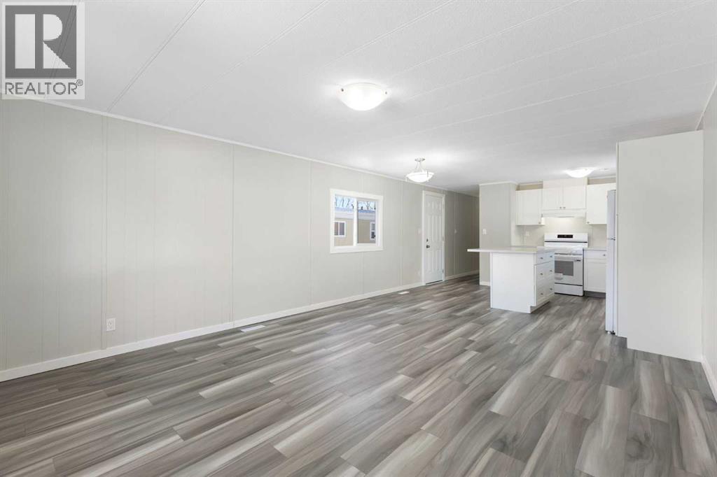 Mobile Home for Sale in 57, 6220 17 Avenue SE|Calgary, Alberta T2A0W6 5