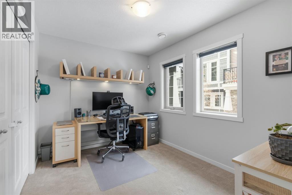 Row / Townhouse for Sale in 144 Legacy Point SE|Calgary, Alberta T2X3Z3 5