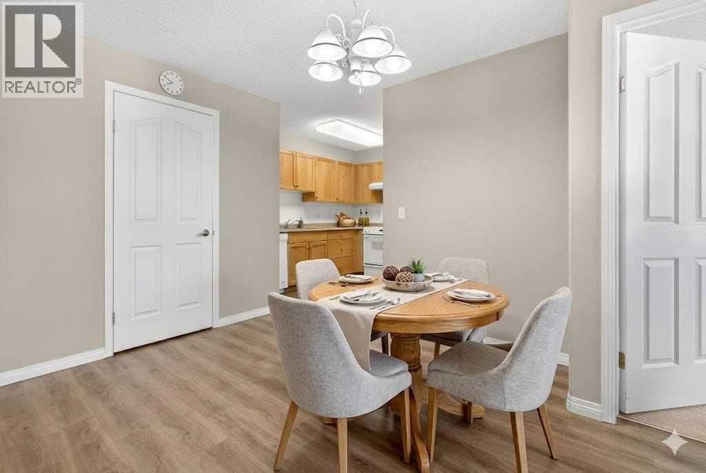 Apartment for Sale in 3331, 6818 Pinecliff Grove NE|Calgary, Alberta T1Y7L2 4