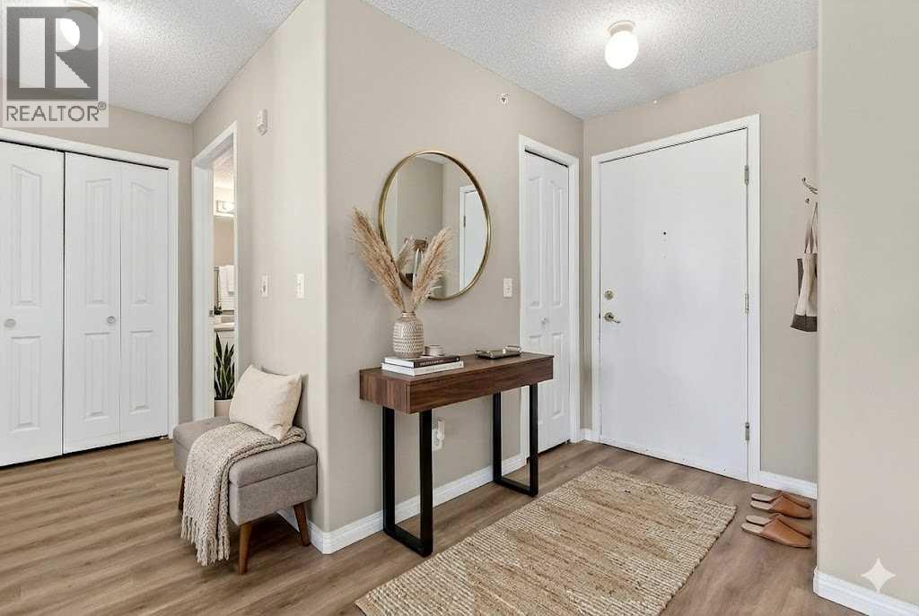 Apartment for Sale in 3331, 6818 Pinecliff Grove NE|Calgary, Alberta T1Y7L2 3