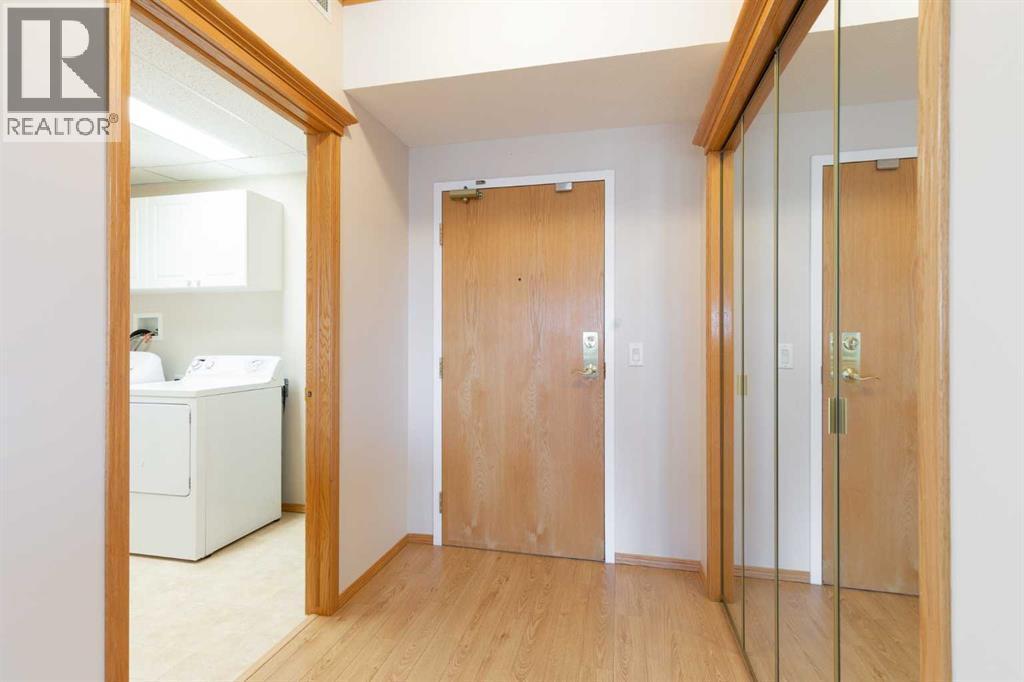 Apartment for Sale in 314, 223 Tuscany Springs Boulevard NW|Calgary, Alberta T3L3M2 3