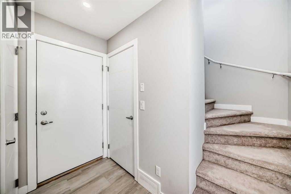 Row / Townhouse for Sale in 57 Skyview Ranch Avenue NE|Calgary, Alberta T3N1Y8 4