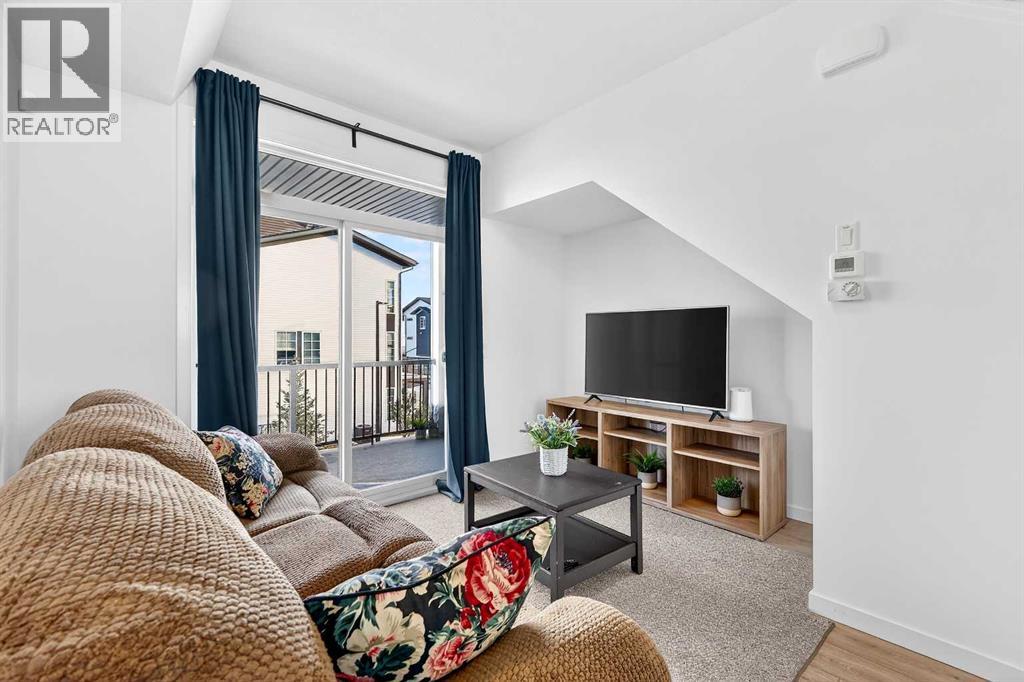 Row / Townhouse for Sale in 2422 210 Avenue SE|Calgary, Alberta T2X4C2 4