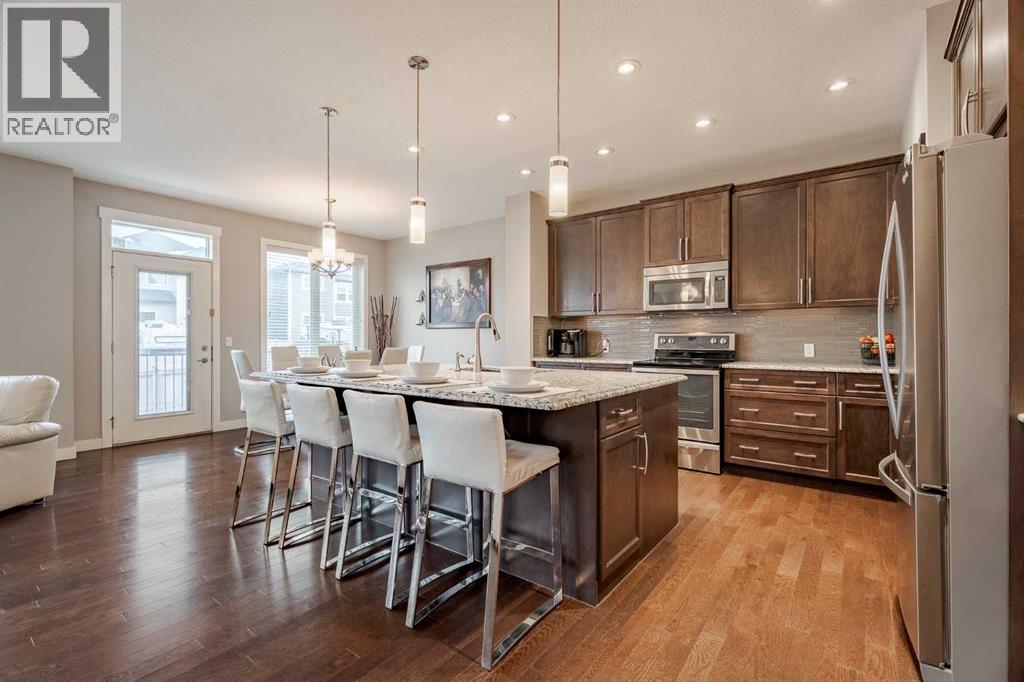 House for Sale in 355 Evanston Way NW|Calgary, Alberta T3P0P7