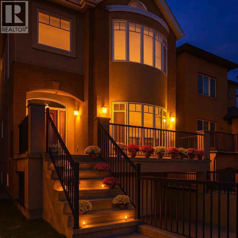 House for Sale in 24 Aspen Meadows Green SW|Calgary, Alberta T3H5J9 2