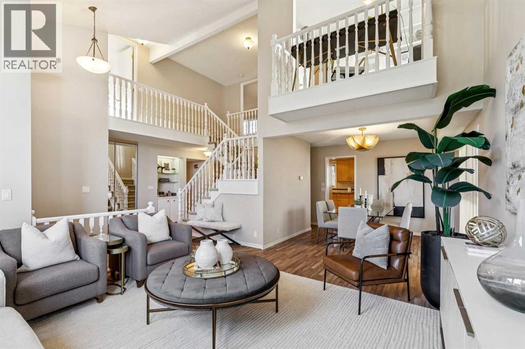 House for Sale in 3335 OAKWOOD Drive SW|Calgary, Alberta T2V4V6 5