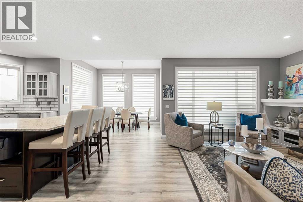 House for Sale in 210 Hidden Creek Heights NW|Calgary, Alberta T3A6K8 5