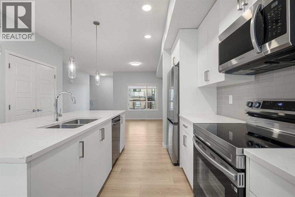 Row / Townhouse for Sale in 408, 20295 Seton Way SE|Calgary, Alberta T3M3X3 3