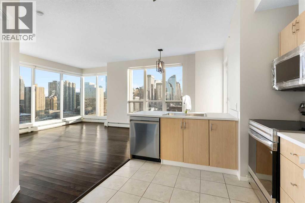 Apartment for Sale in 1502, 1053 10 Street SW|Calgary, Alberta T2R1S6 4