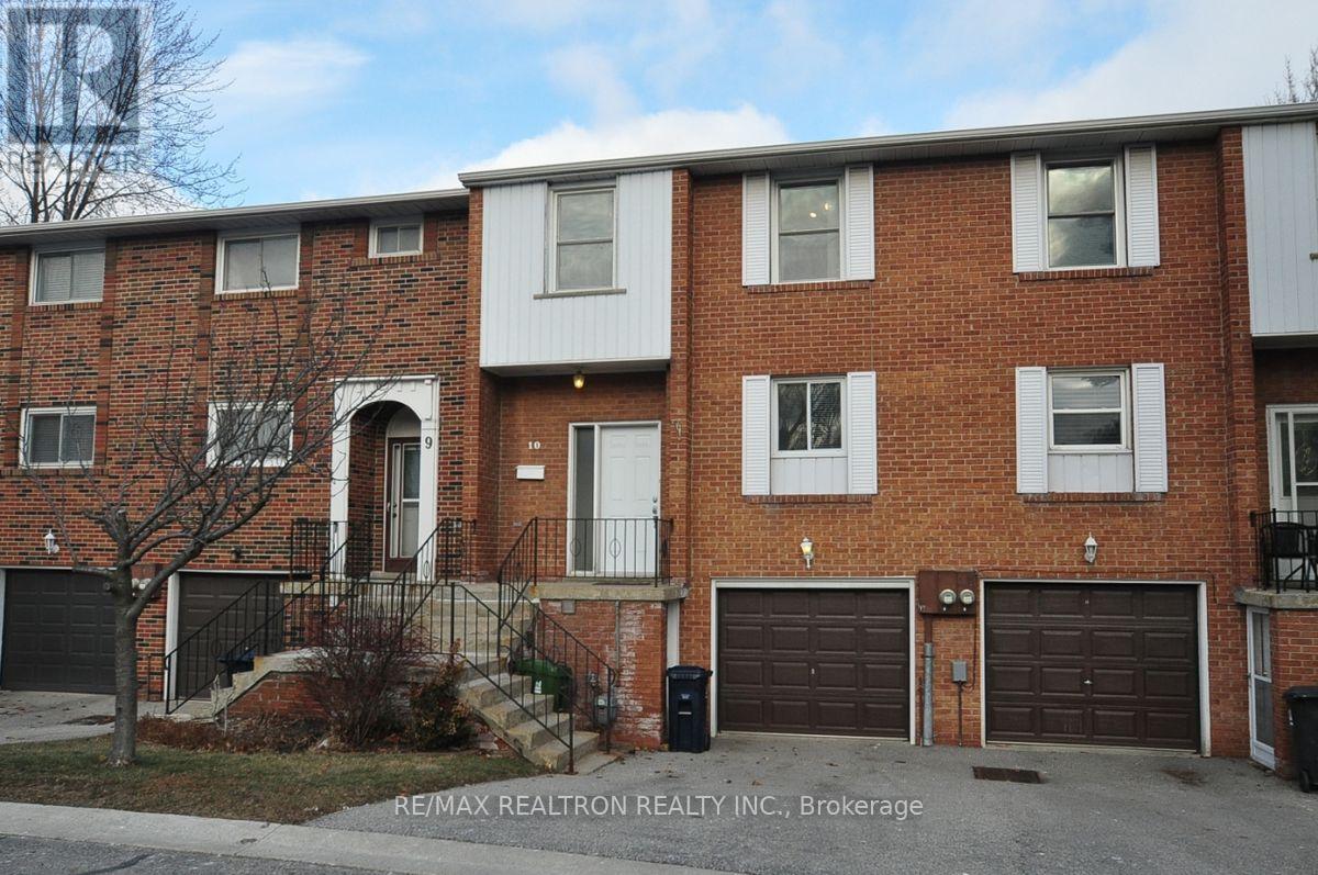 Row / Townhouse for Sale in 10 - 19 CENTENNIAL PARK ROAD|Toronto (Eringate-Centennial-West Deane), Ontario M9C4W8 2