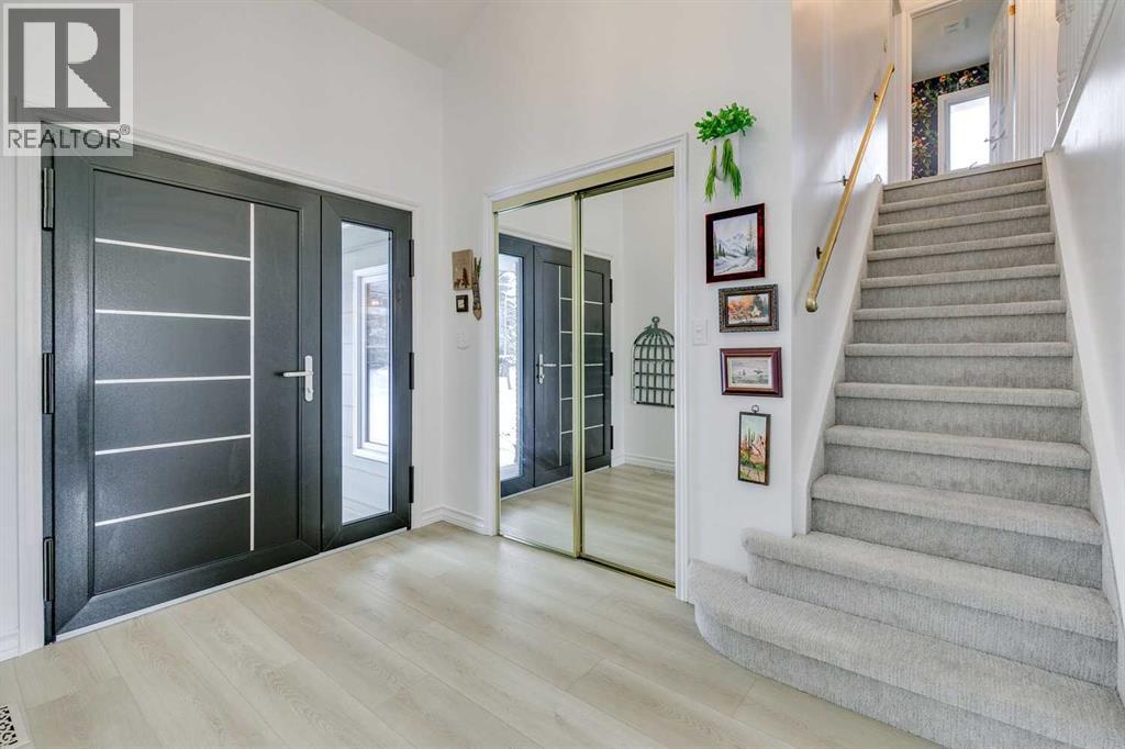 House for Sale in 432 129 Avenue SE|Calgary, Alberta T2J4A9 5