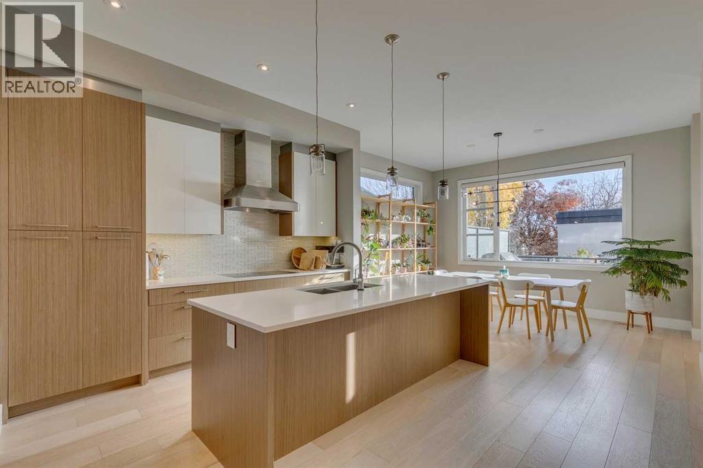 Duplex for Sale in 1605 29 Avenue SW|Calgary, Alberta T2T1M6 5