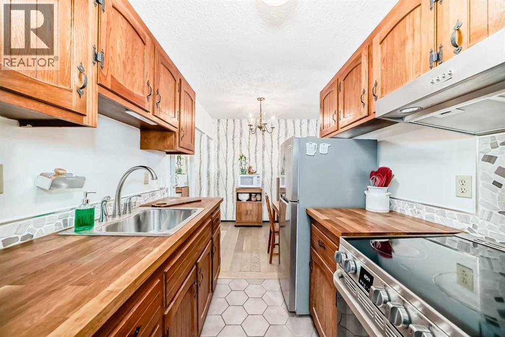 Apartment for Sale in 305, 635 57 Avenue SW|Calgary, Alberta T2V0H5 5