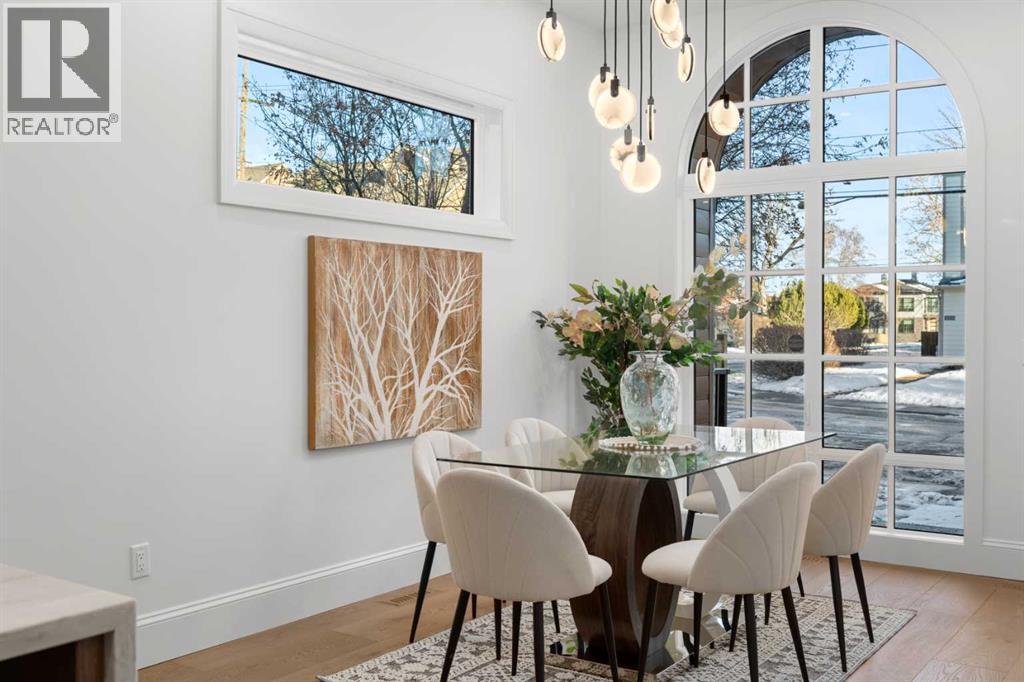 House for Sale in 3917 19 Street SW|Calgary, Alberta T2T4Y2 4