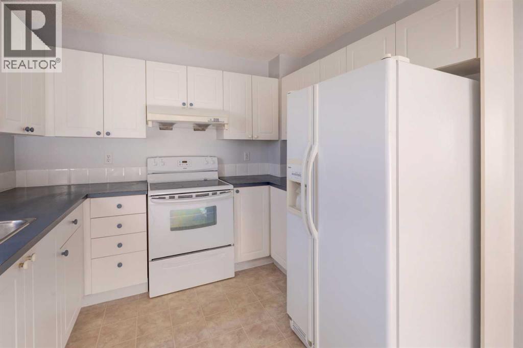 House for Sale in 179 Saddlemead Green NE|Calgary, Alberta T3J4M8 3