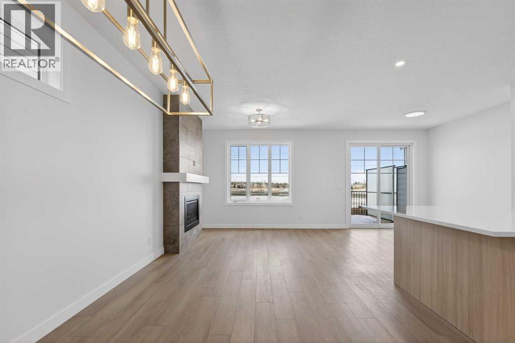 Duplex for Sale in 159 Greenwich Drive NW|Calgary, Alberta T3B6N9 3