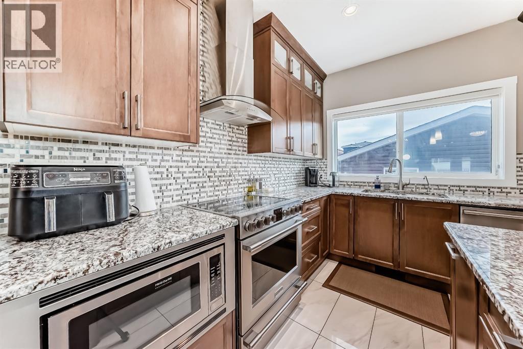 House for Sale in 36 Red Embers Row NE|Calgary, Alberta T3N0R3 5