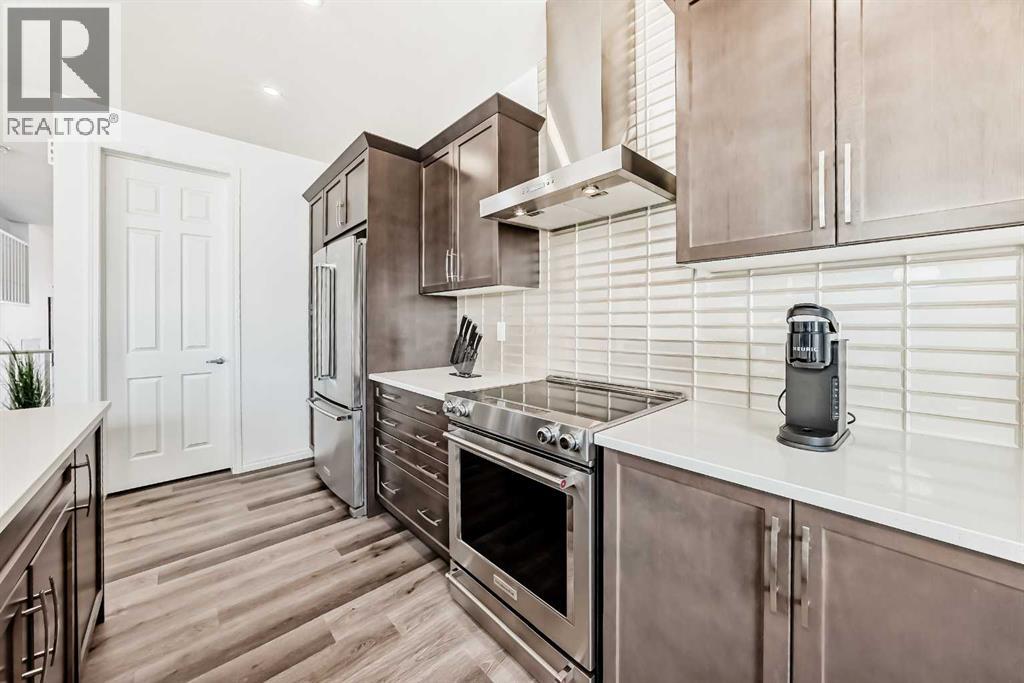 House for Sale in 73 Carrington Circle NW|Calgary, Alberta T3P0Y4 5