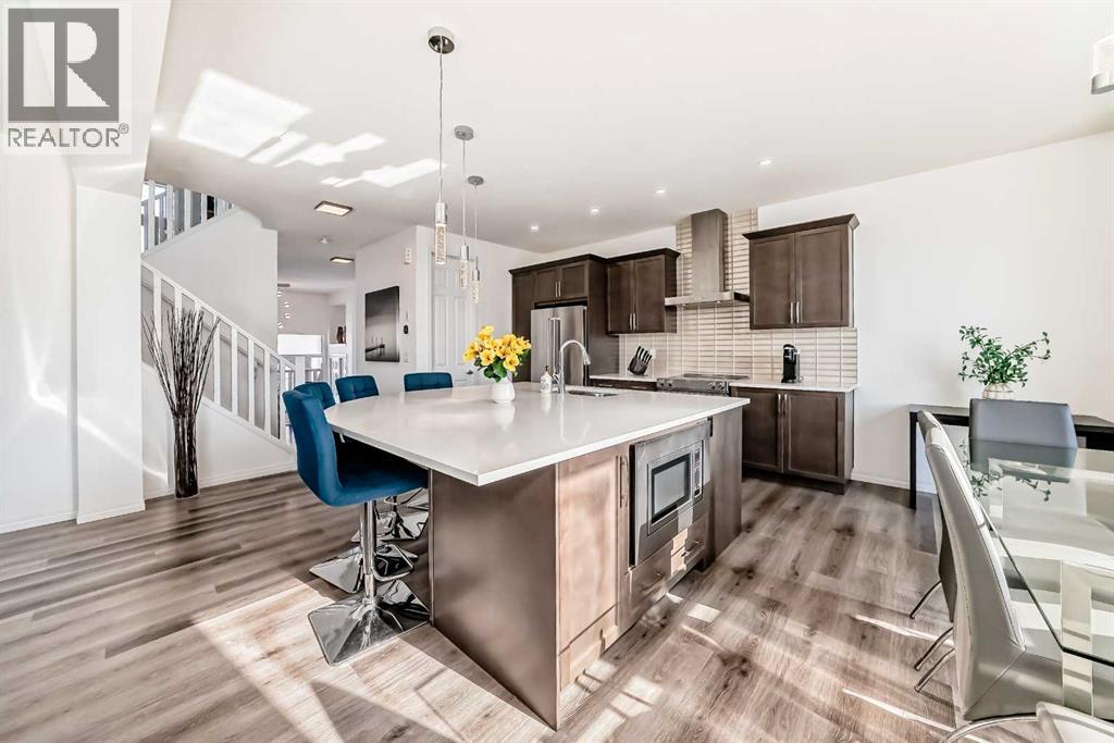 House for Sale in 73 Carrington Circle NW|Calgary, Alberta T3P0Y4 3