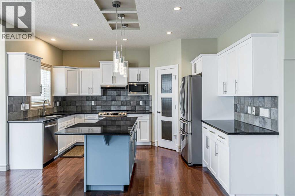 House for Sale in 67 Evergreen Row SW|Calgary, Alberta t2y5h9 4