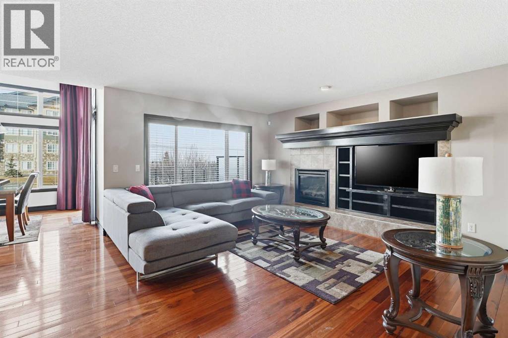 House for Sale in 224 Everbrook Way SW|Calgary, Alberta T2Y0E8 5