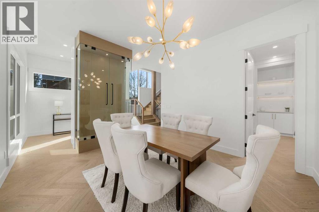 House for Sale in 2401 4 Avenue NW|Calgary, Alberta T2N0P3 5