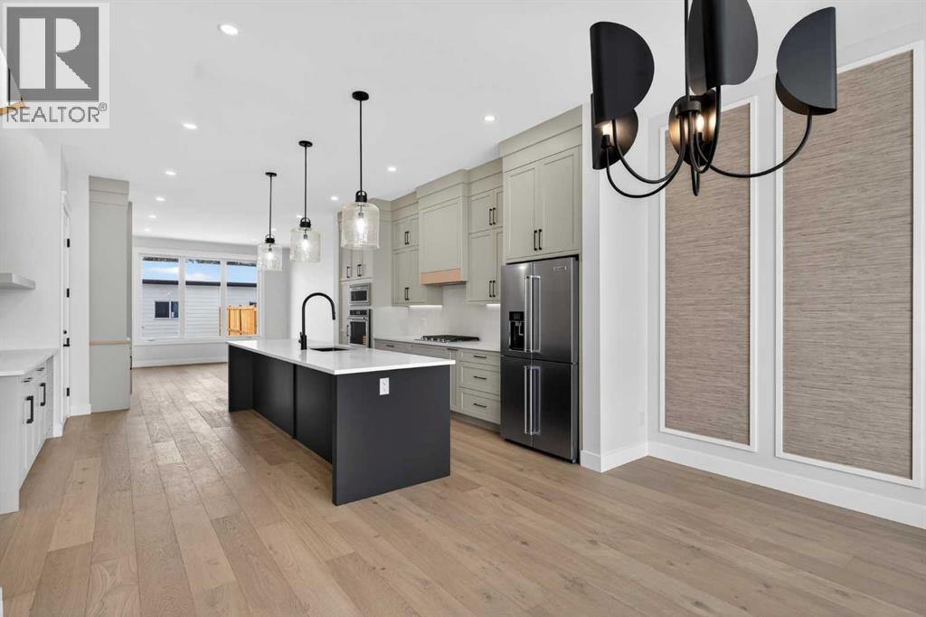 Duplex for Sale in 1137 41 Street SW|Calgary, Alberta T3C1X5 4