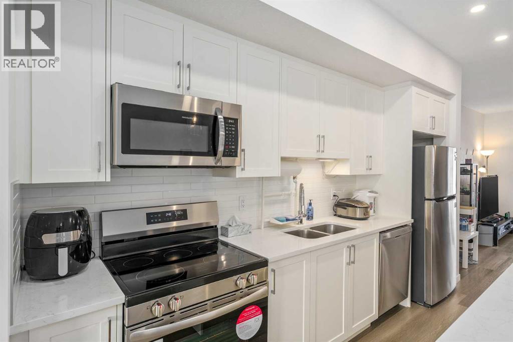 Row / Townhouse for Sale in 628 Copperstone Manor SE|Calgary, Alberta T2Z5G4 4