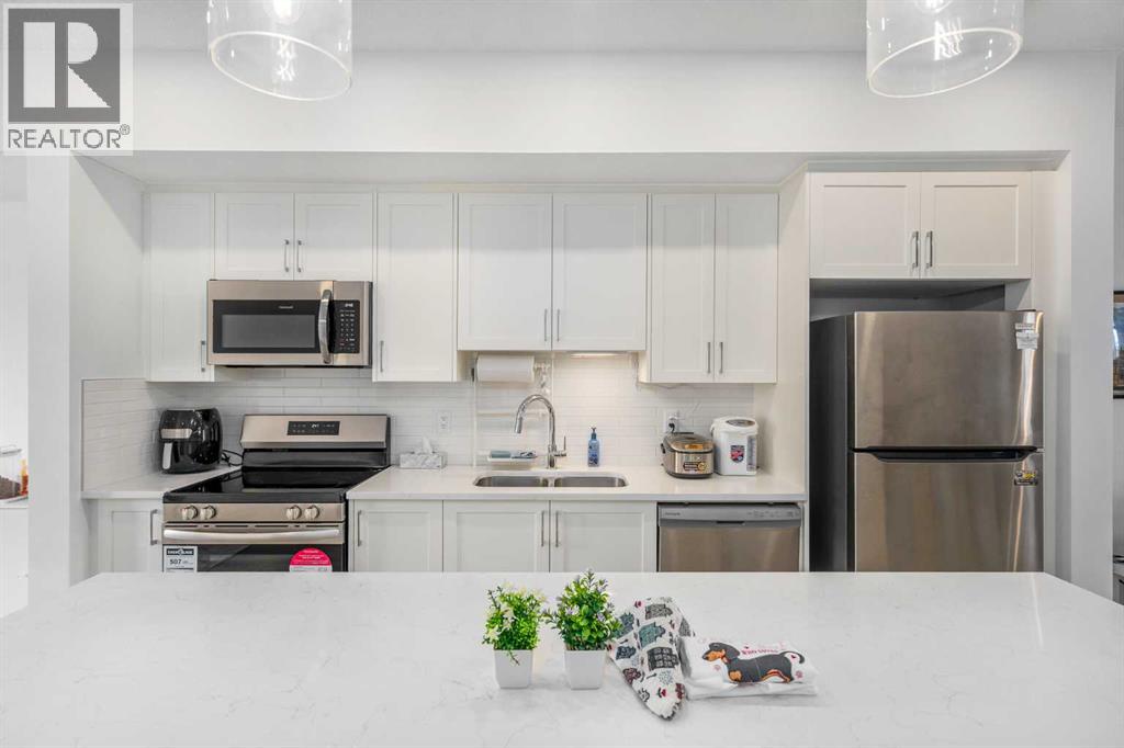 Row / Townhouse for Sale in 628 Copperstone Manor SE|Calgary, Alberta T2Z5G4 5