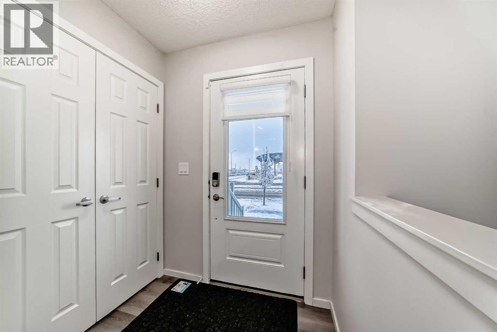 Row / Townhouse for Sale in 1337 140 Avenue NW|Calgary, Alberta T2K0E3 3