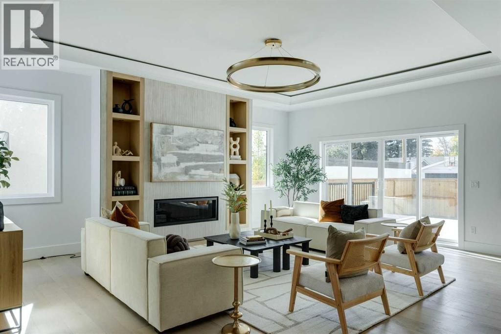 House for Sale in 3444 Lane Crescent SW|Calgary, Alberta T3E5X2 3