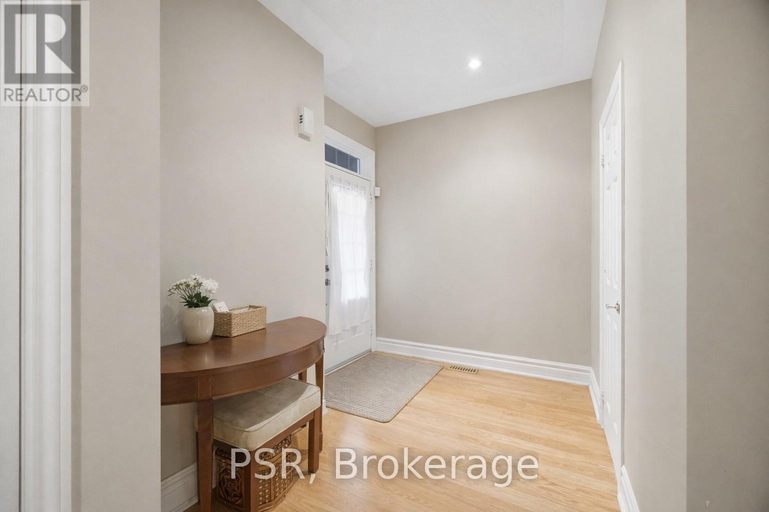 Row / Townhouse for Sale in 35 - 2000 THE COLLEGEWAY|Mississauga (Erin Mills), Ontario L5L5Y9 3