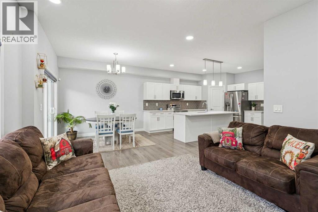 Duplex for Sale in 123 Walcrest Way SE|Calgary, Alberta T2X4G2 2