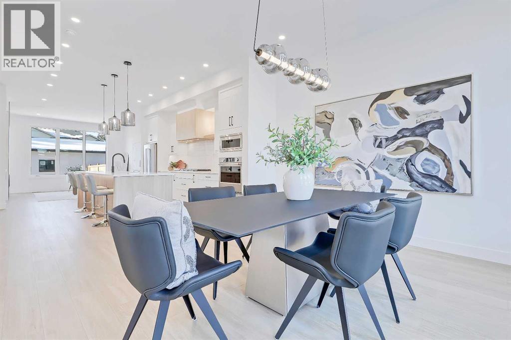 Duplex for Sale in 4605 80 Street NW|Calgary, Alberta T3B2P2 2