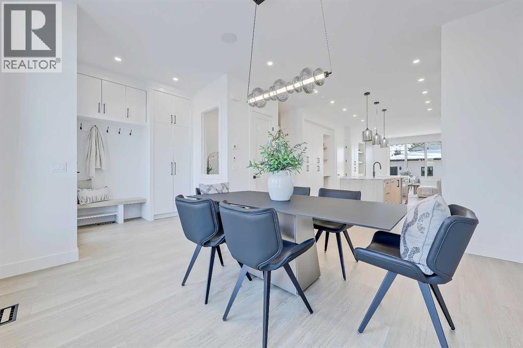 Duplex for Sale in 4605 80 Street NW|Calgary, Alberta T3B2P2 3