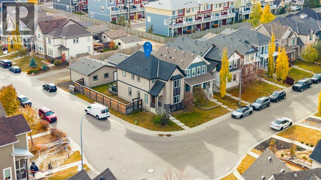 House for Sale in 137 Marquis Common SE|Calgary, Alberta T3M1N7 2