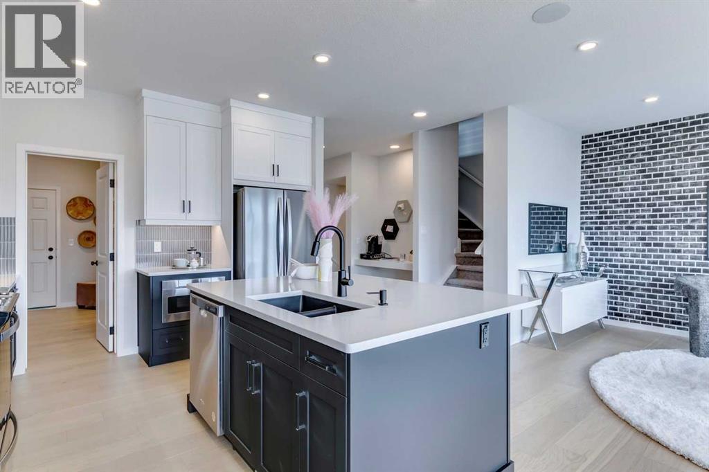 House for Sale in 23 Belmont Place SW|Calgary, Alberta T2X5T6 5