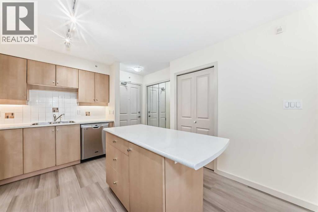 Apartment for Sale in 202, 650 10 Street SW|Calgary, Alberta T3L0E2 5