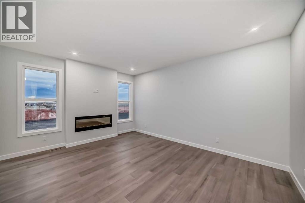 House for Sale in 168 CORNERBROOK Road NE|Calgary, Alberta T3N2H1 4