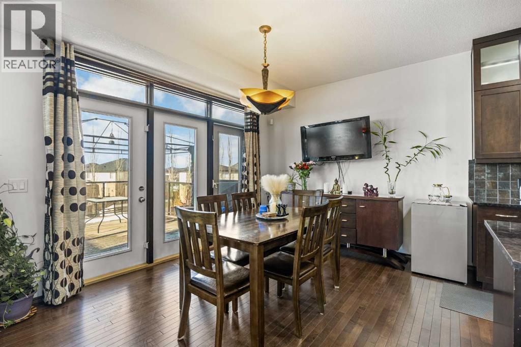 House for Sale in 280 Pantego Road NW|Calgary, Alberta T3K0B9 5