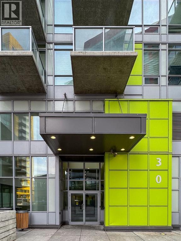 Apartment for Sale in 605, 30 Brentwood Common NW|Calgary, Alberta T2L2L8 3