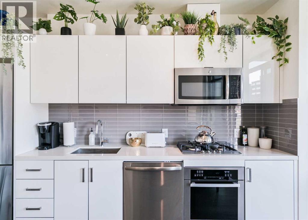 Apartment for Sale in 406, 1010 6 Street SW|Calgary, Alberta T2R1B4 3