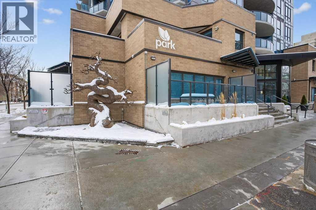 Apartment for Sale in 809, 303 13 Avenue SW|Calgary, Alberta T2R0Y9 3